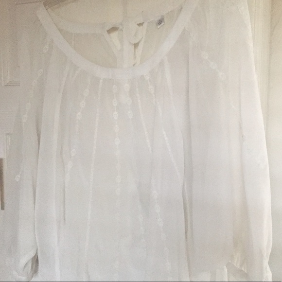 White flowers embroidery flounce blouse - Picture 8 of 10